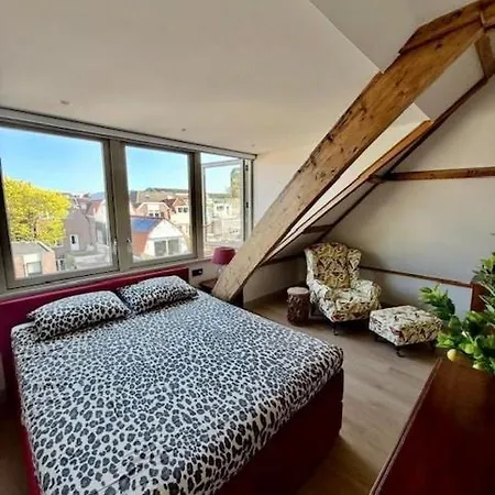 Frühstückspension Parklane Seven - Luxurious In *